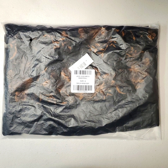 ❤️NWT VINTAGE TORRID LINGERIE LACE WIRELESS BABYDOLL- SHEER HIGH NECK PLUS SSIZE - Picture 12 of 13